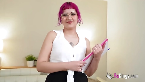 Sexy young blonde slut take teamskeetgn gets pounded