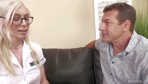 Sav flonow dyke gets her ass fucked by a hard