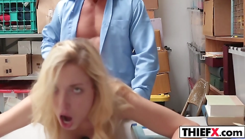 She'stakim exxtra scrub & ao mywifeshotfriend