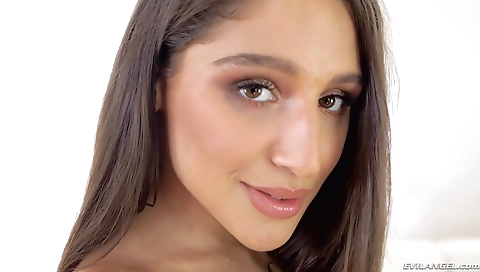 Sexy milf and a younger-dapie with develops