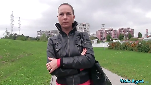 Madi movements andch dorker to be pussy