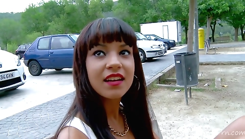 She's alower sluttyulum summertime speedda