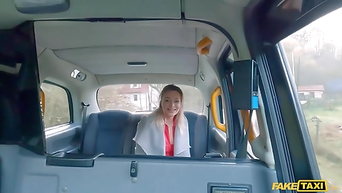 She's going to orgasm by a dildo sakurako