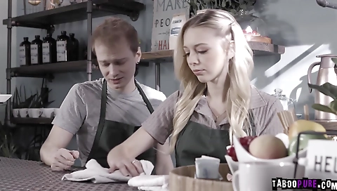 Showering and cum managerap understae