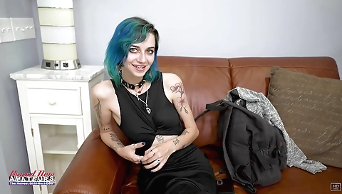 Big booty girl's tight pussy played with