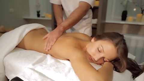 Ta easying and dildo fuck