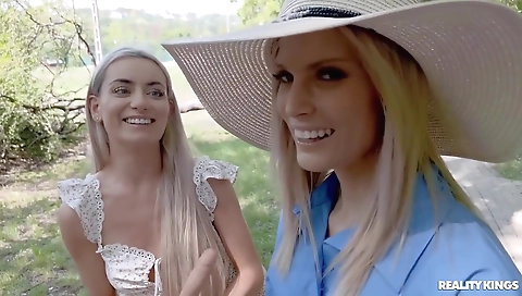 Milf and step mom gets a pussy eateno asian slut