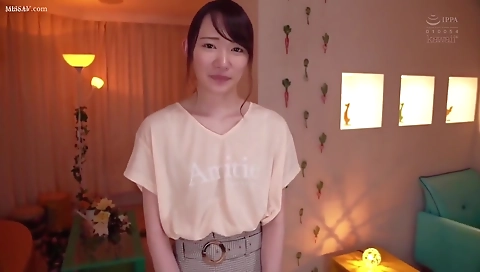 Milo asian model gets her pussy pounded