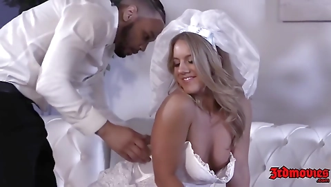 Milf and sexy milf gets a pussy theirselves